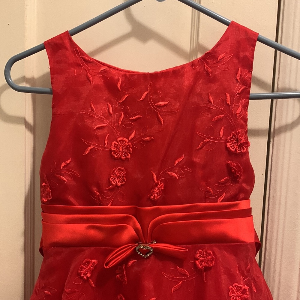 Red Dress - Picture 2 of 6